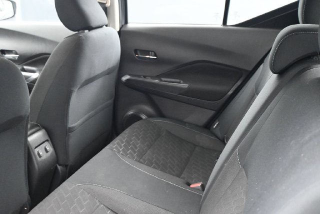 Used 2023 Nissan Kicks SV FWD image 21