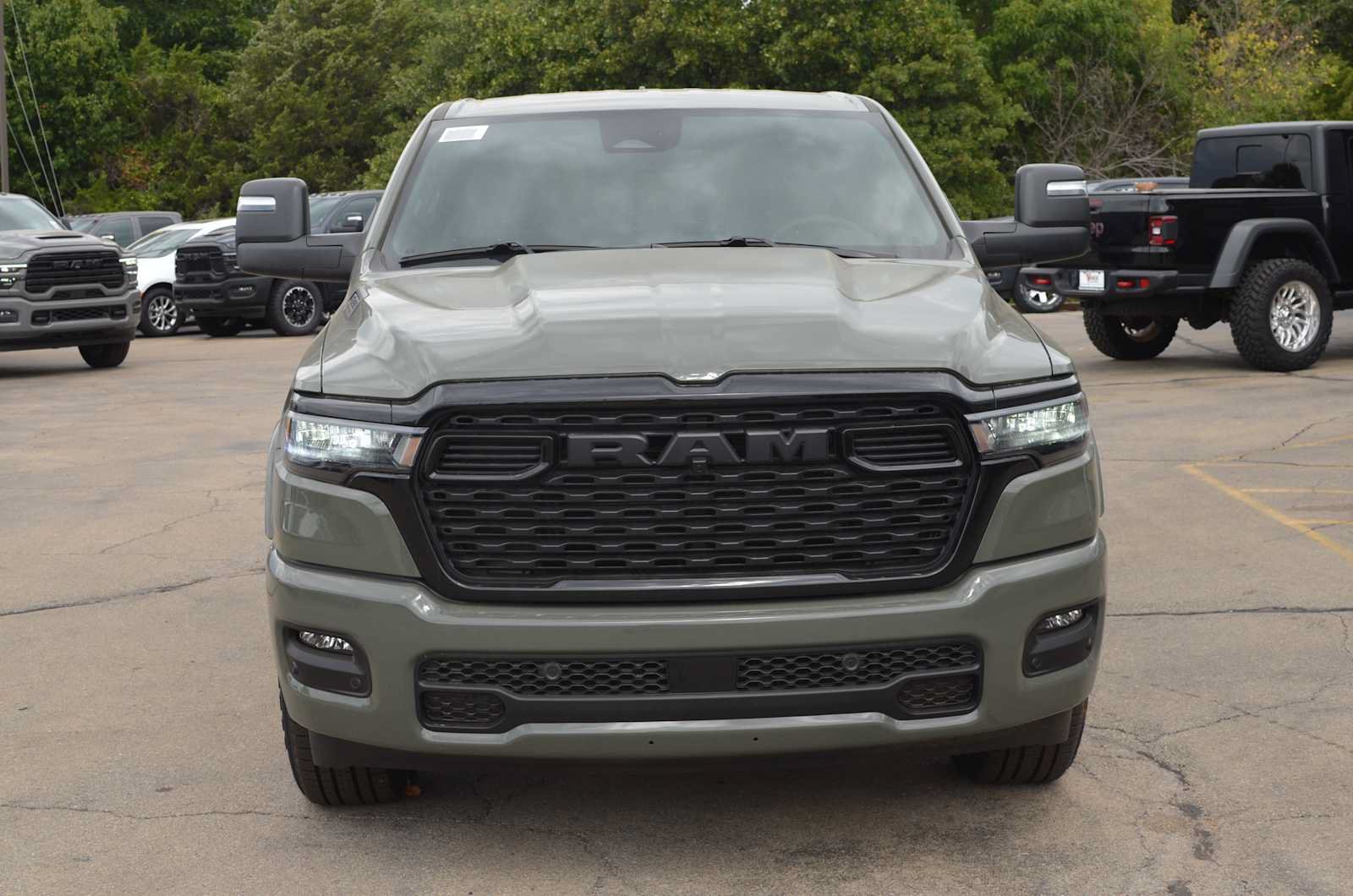 New 2026 RAM 1500 Big Horn AWD/4WD image 3
