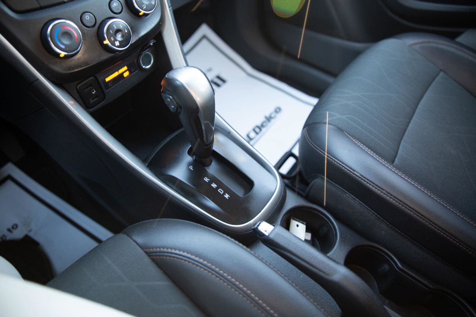 Used 2020 Chevrolet Trax LT w/ LT Convenience Package image 14