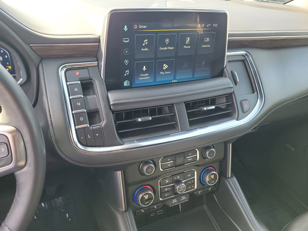 Used 2022 Chevrolet Tahoe Z71 w/ Luxury Package AWD/4WD image 40