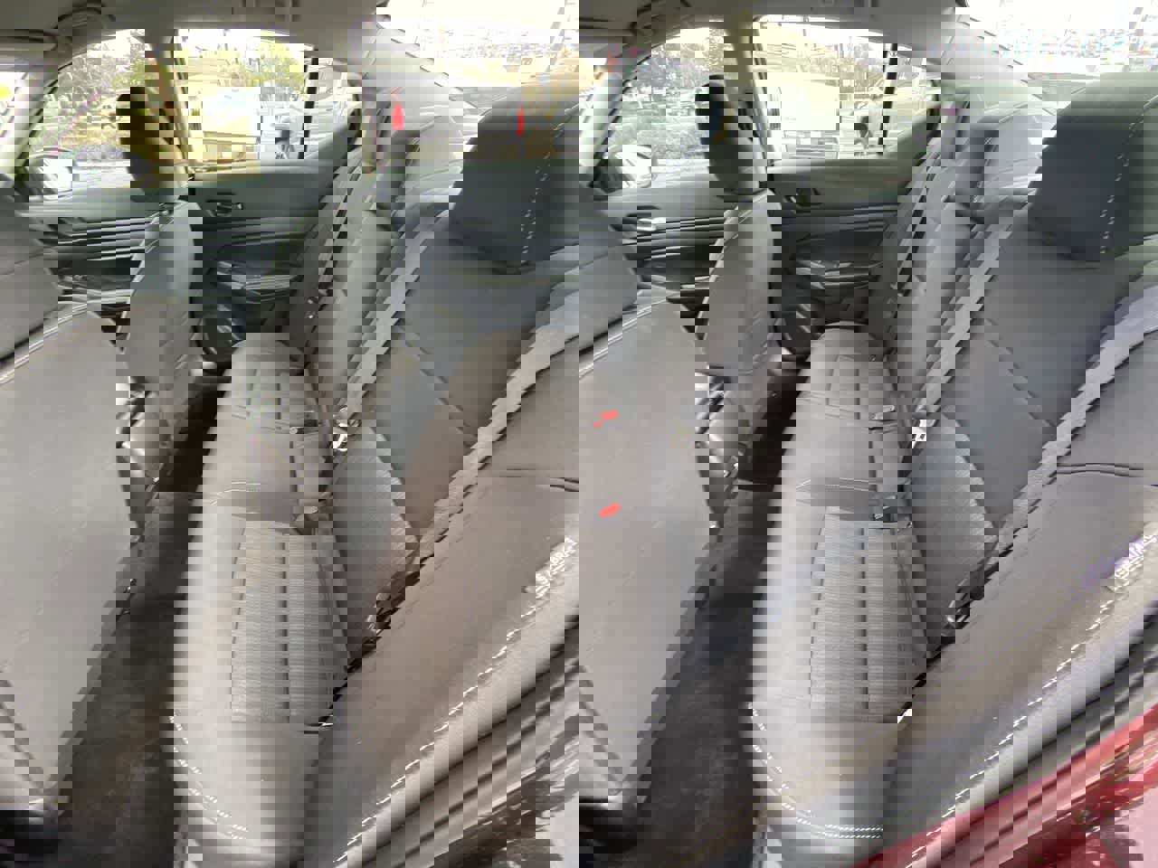 Used 2025 Nissan Altima 2.5 SV image 21