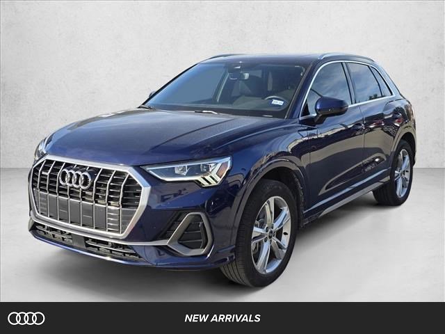 Certified 2024 Audi Q3 2.0T Premium image 1