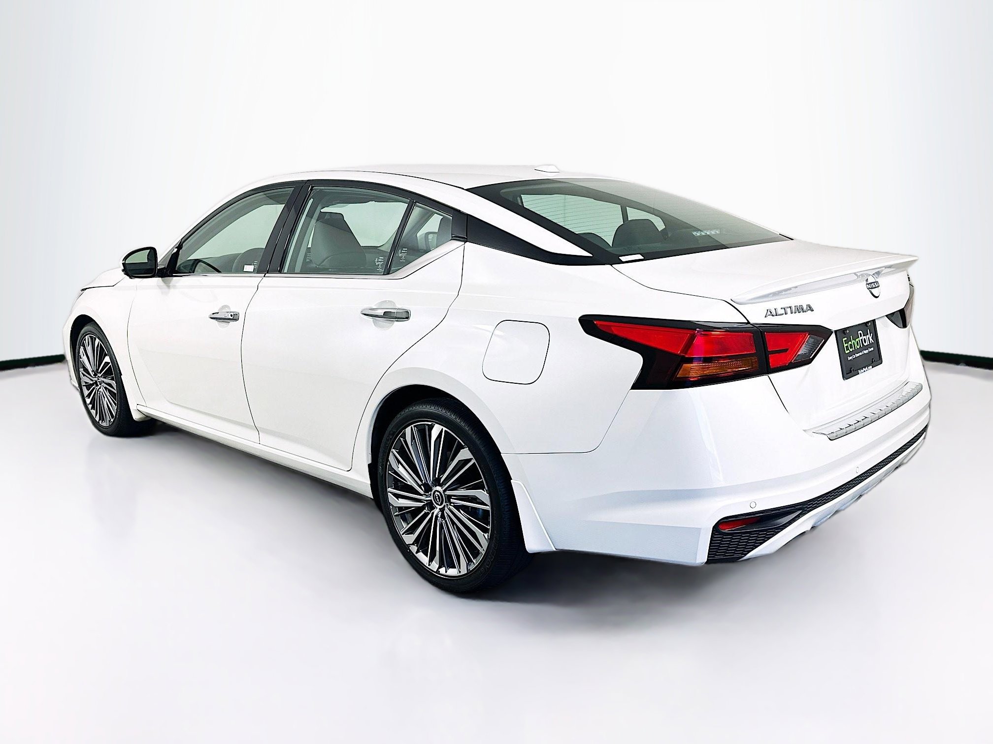 Used 2023 Nissan Altima 2.5 SL image 5