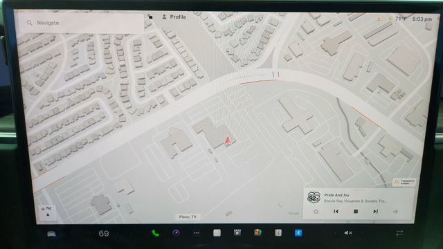 Used 2022 Tesla Model S image 42