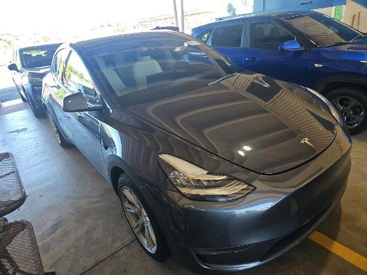 Used 2021 Tesla Model Y Long Range AWD/4WD image 2