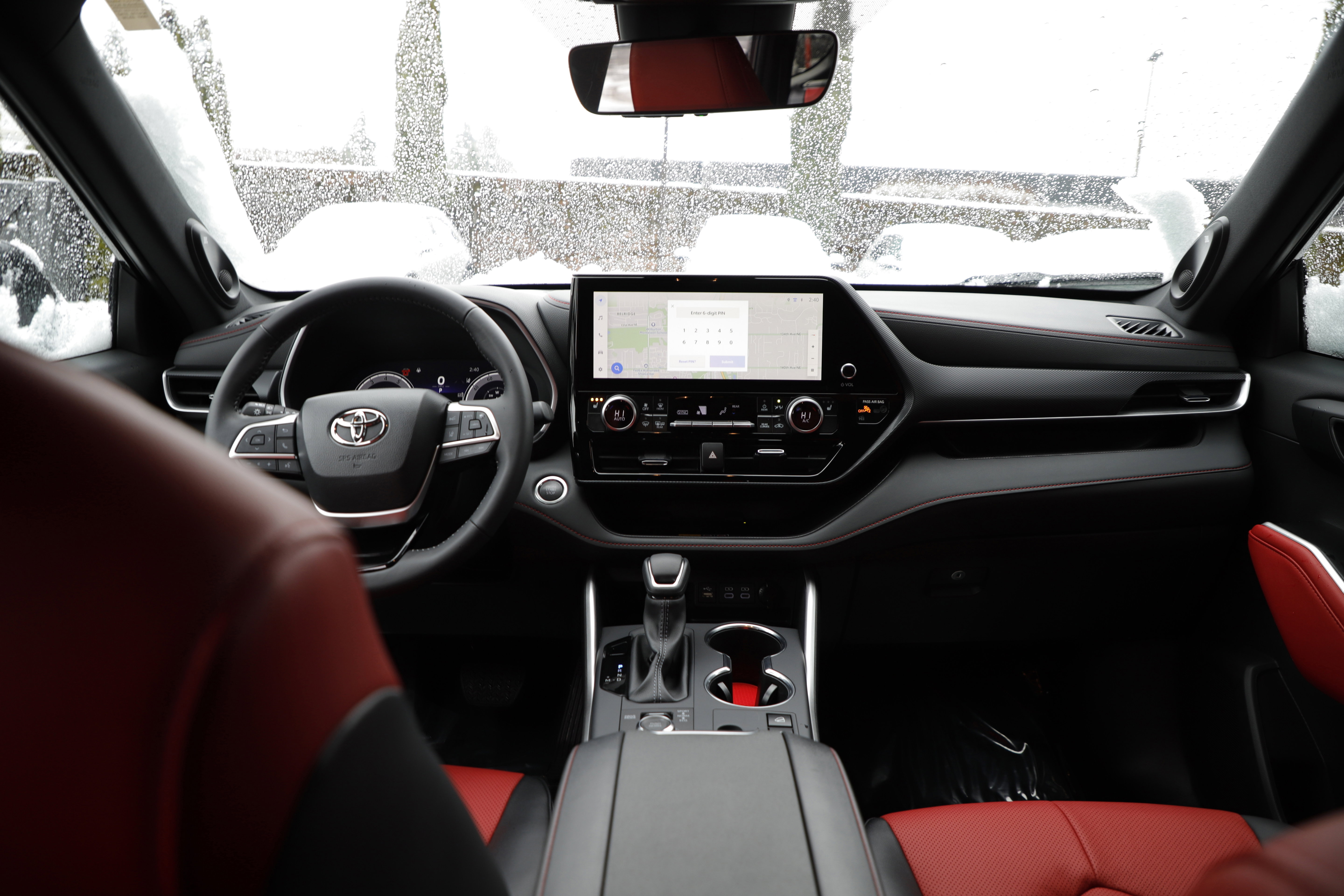 Used 2025 Toyota Highlander XSE image 13