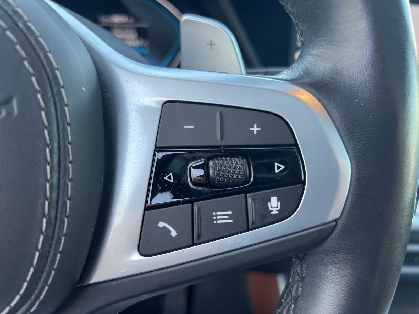 Used 2022 BMW X5 xDrive45e w/ M Sport Package image 18