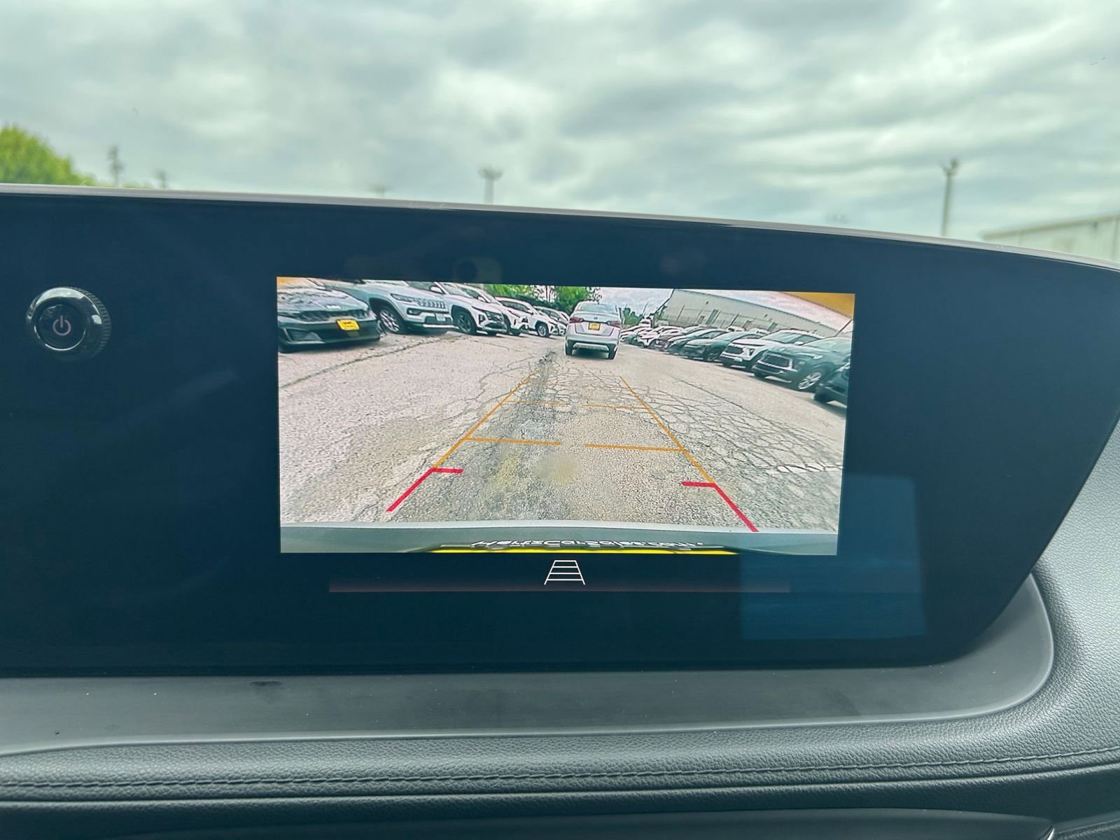 Used 2025 Buick Encore GX Preferred FWD image 20