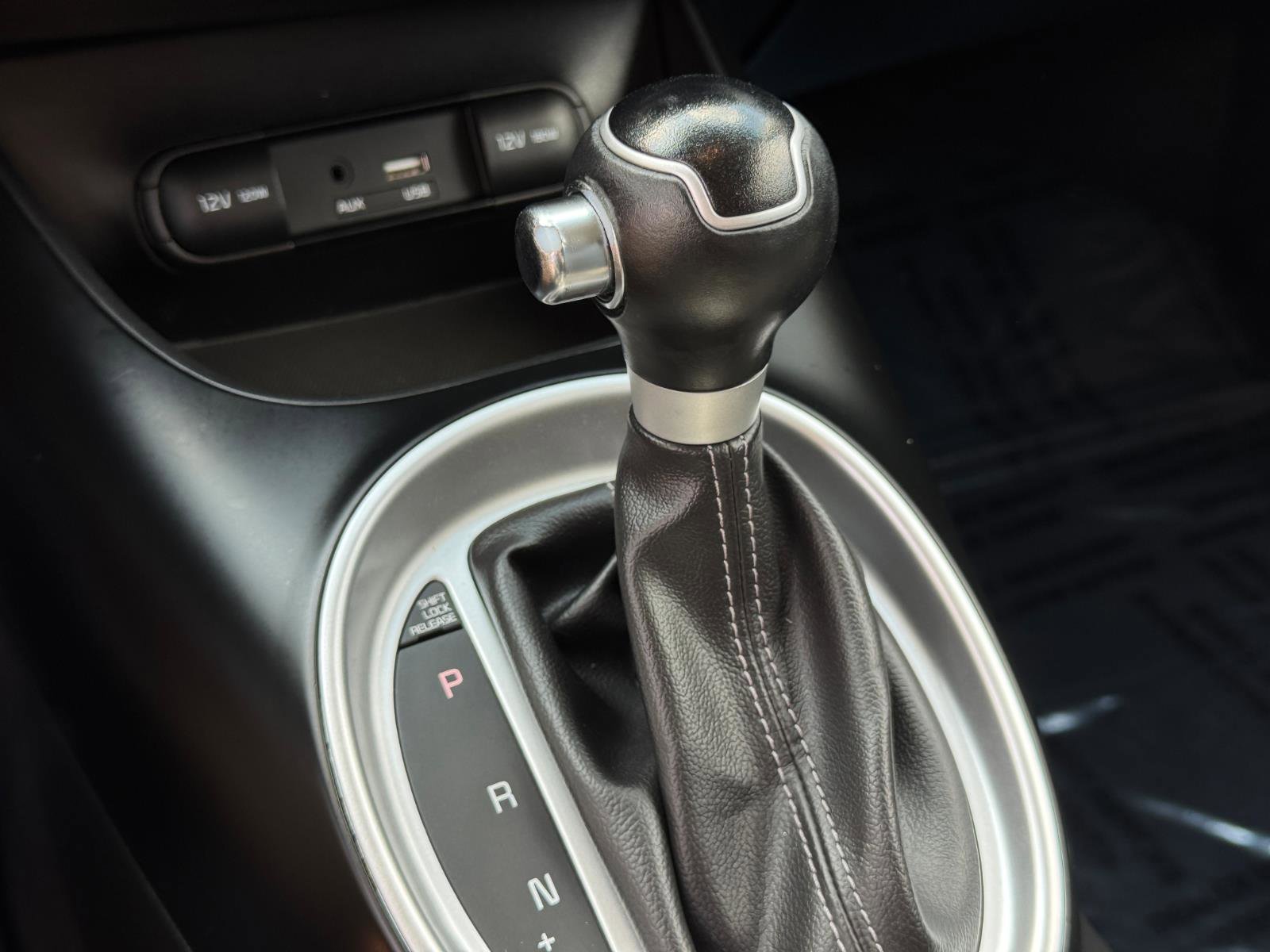 Used 2019 Kia Soul + image 18