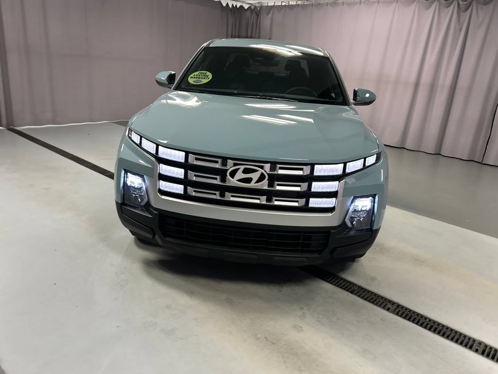 New 2027 Hyundai Santa Cruz SE AWD/4WD image 2