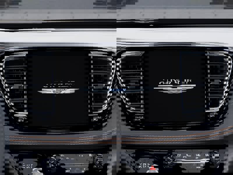 New 2026 Chrysler Pacifica Pinnacle image 18