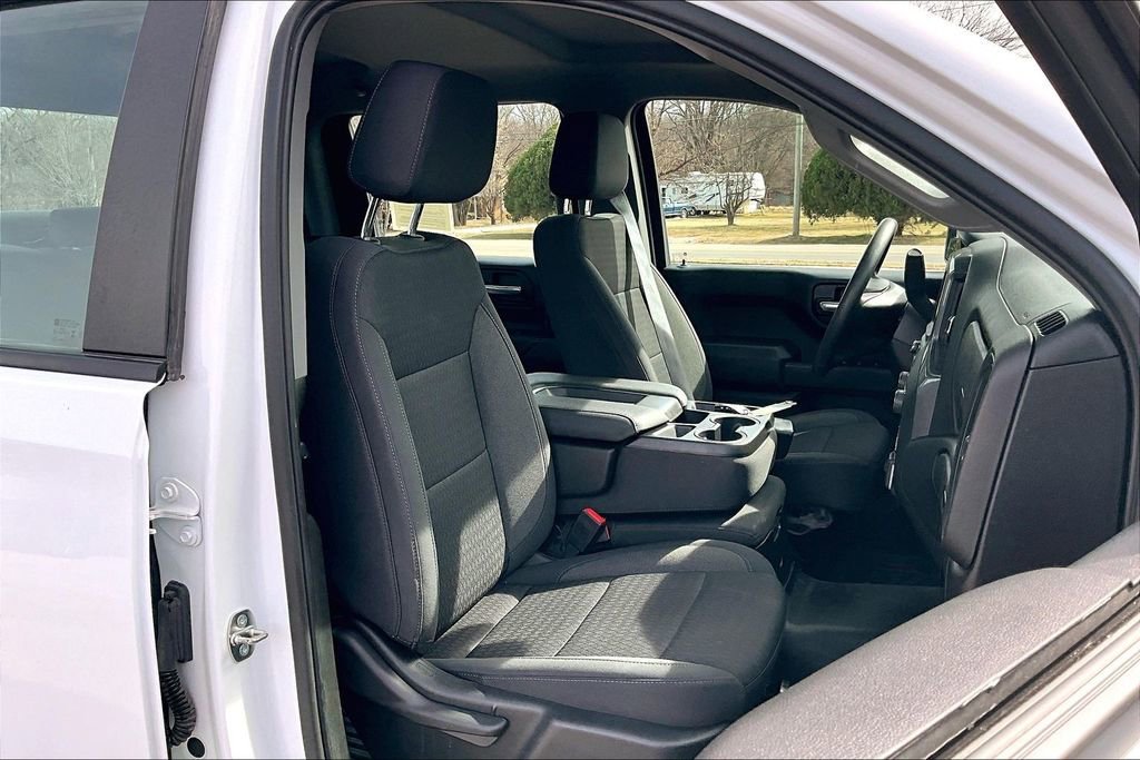 Used 2024 Chevrolet Silverado 1500 W/T w/ Z71 Off-Road Package image 7