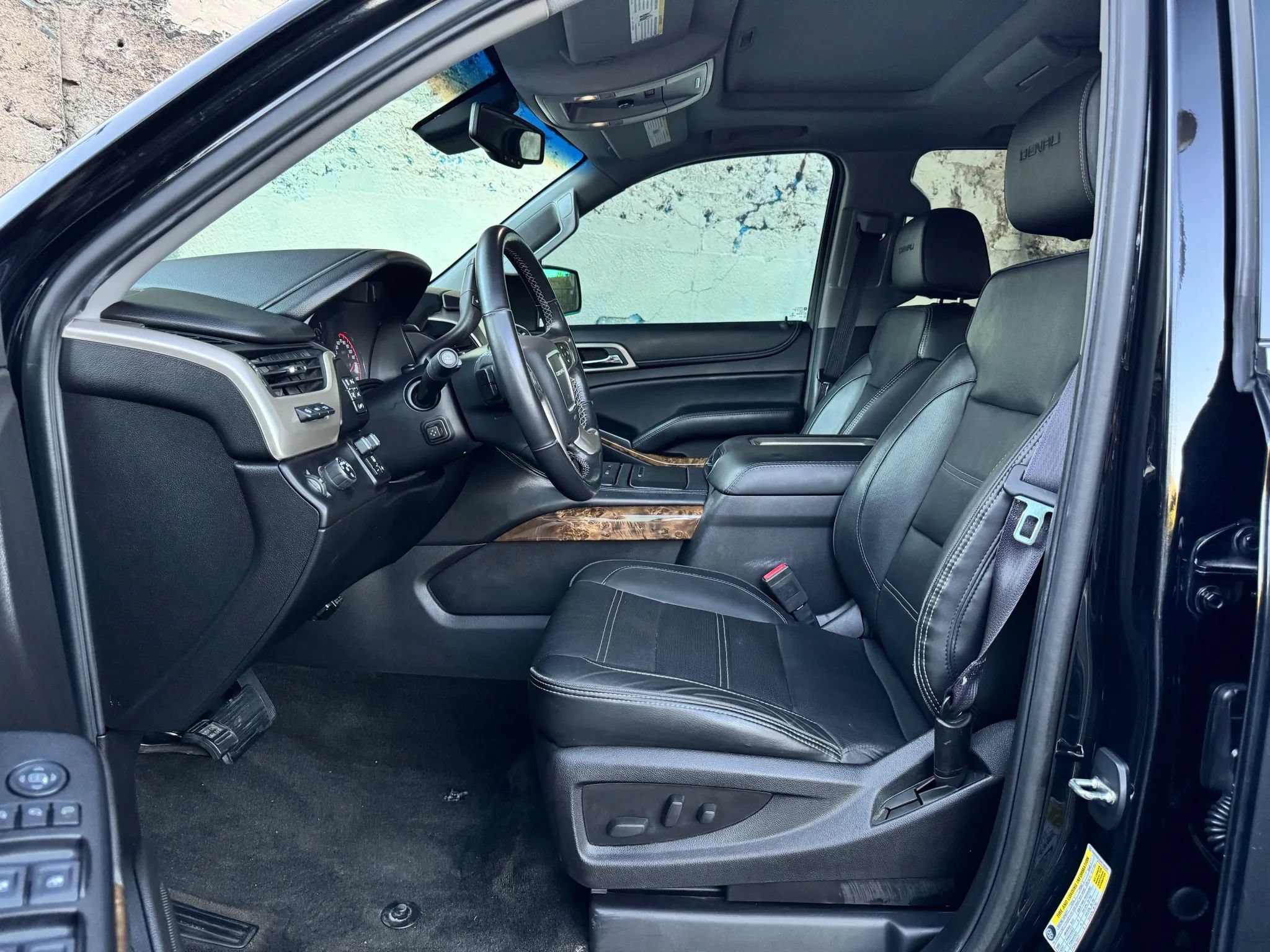 Used 2016 GMC Yukon Denali w/ Open Road Package RWD image 14