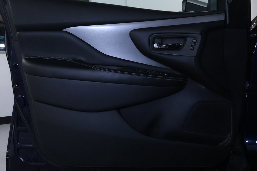 Used 2024 Nissan Murano SL image 13