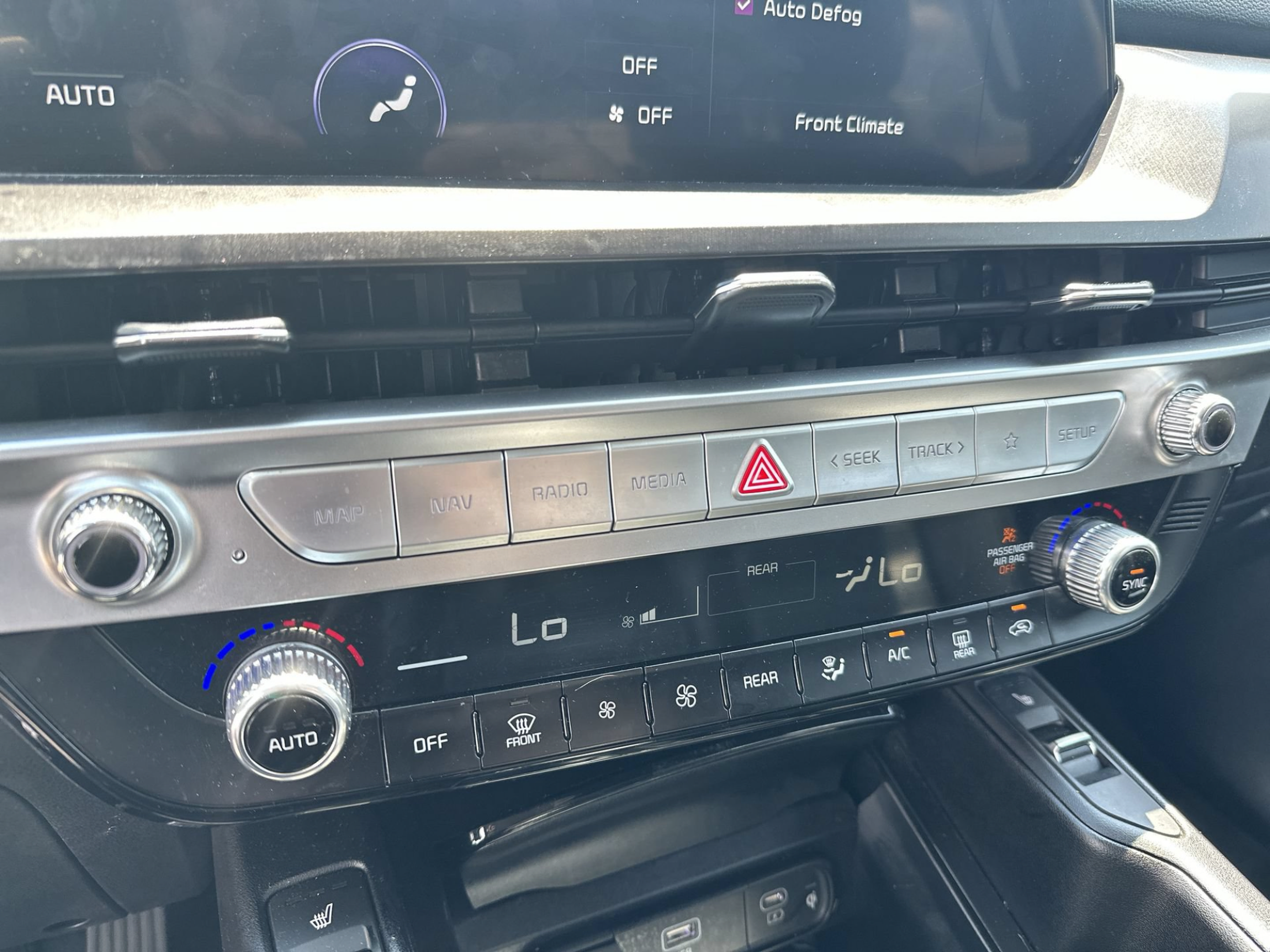Used 2024 Kia Telluride S w/ S Sunroof Package FWD image 16