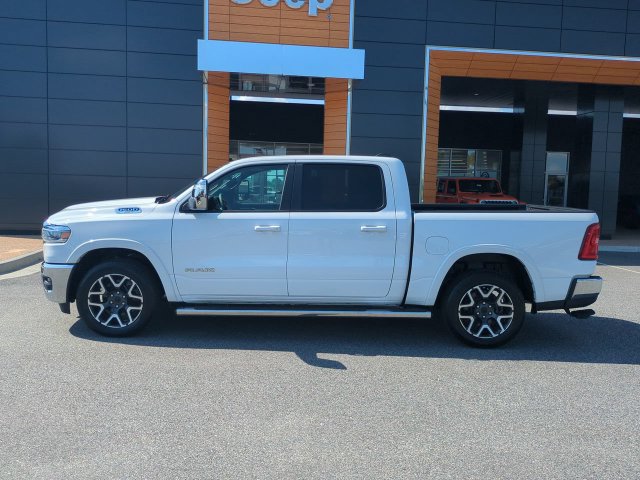 Used 2025 RAM 1500 Laramie w/ Trailer Tow Group AWD/4WD image 7