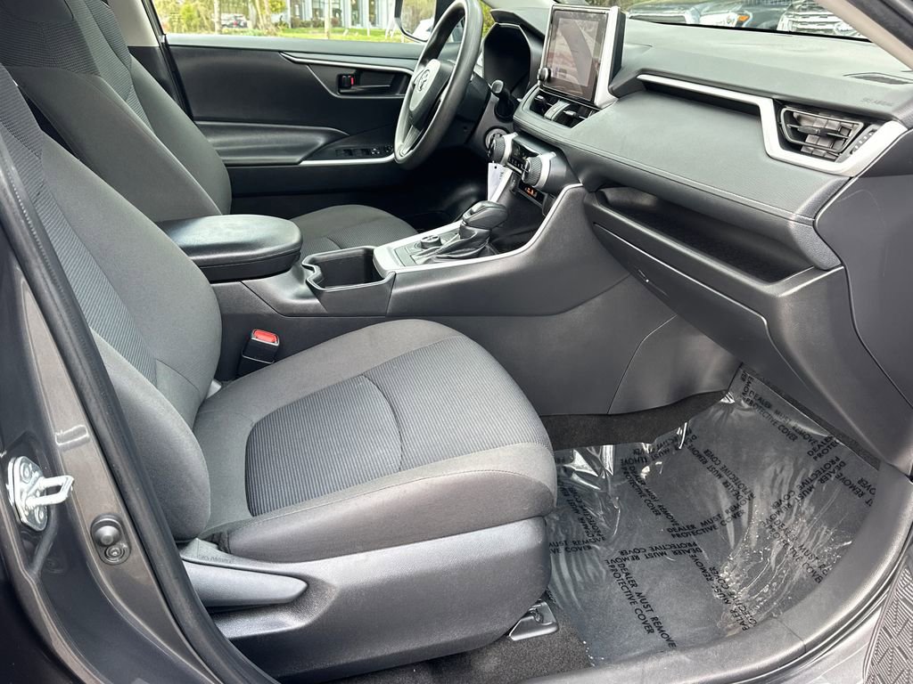 Used 2023 Toyota RAV4 LE image 11