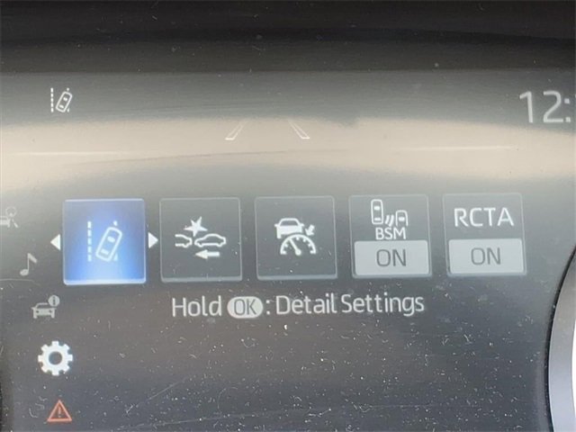 Used 2023 Toyota Highlander LE image 6