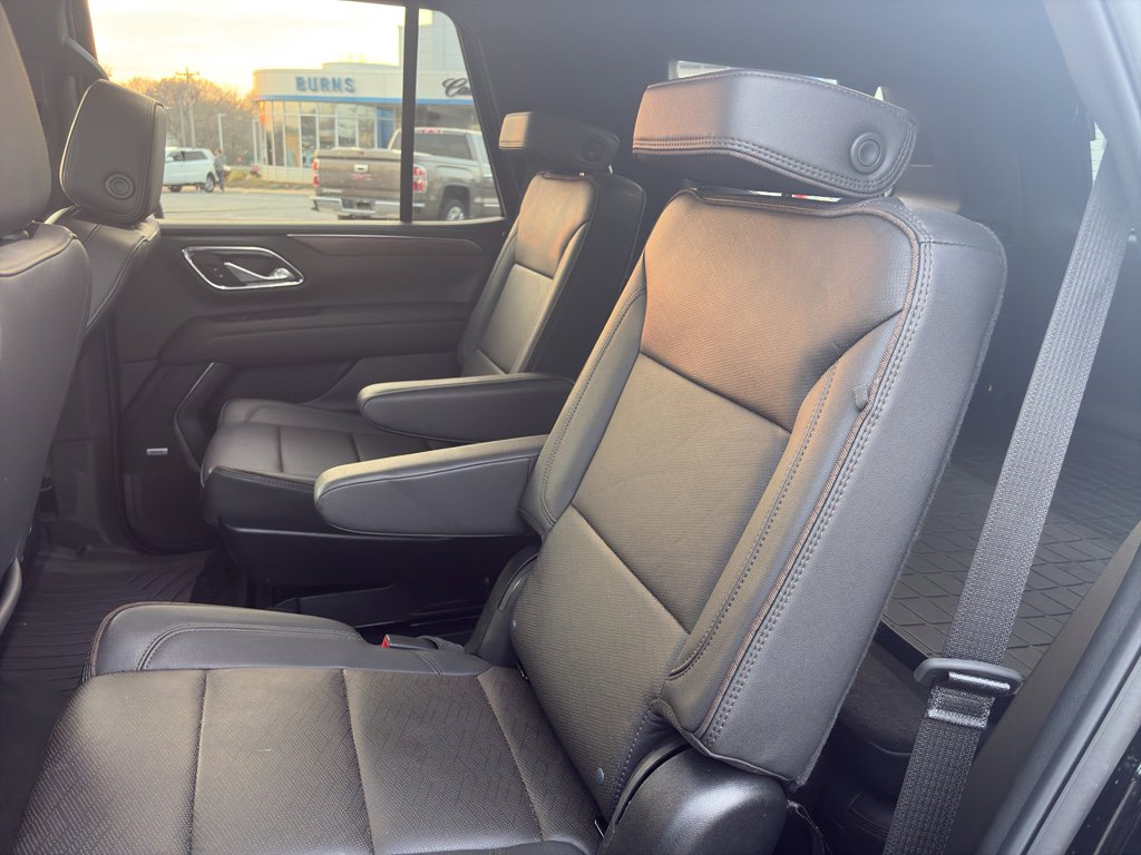 Used 2024 Chevrolet Tahoe High Country image 11