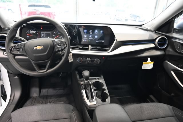 New 2026 Chevrolet Trax LS w/ Driver Confidence Package FWD image 12