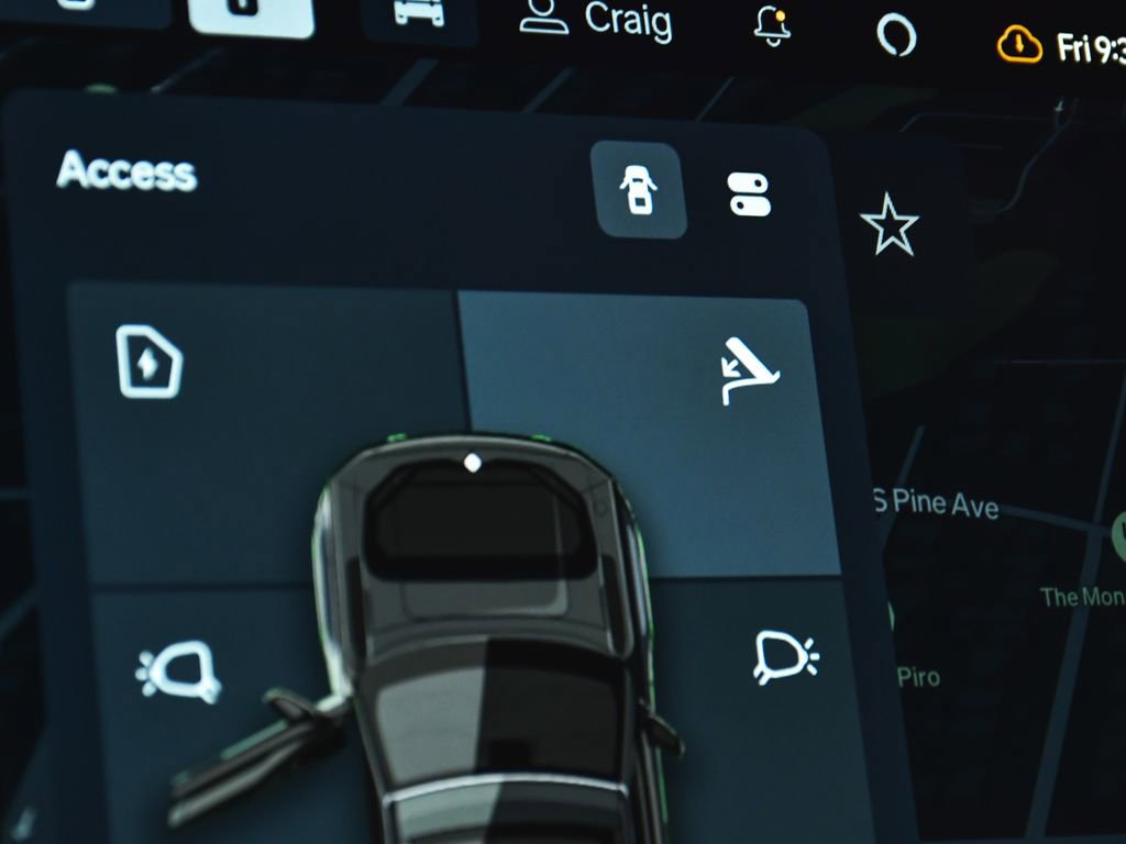 Used 2025 Rivian R1S Adventure image 79