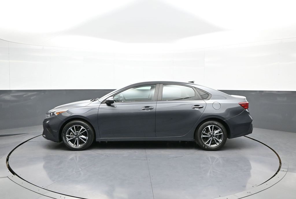 Certified 2022 Kia Forte LXS image 9