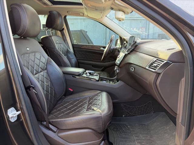 Used 2016 Mercedes-Benz GLE 400 4MATIC image 13