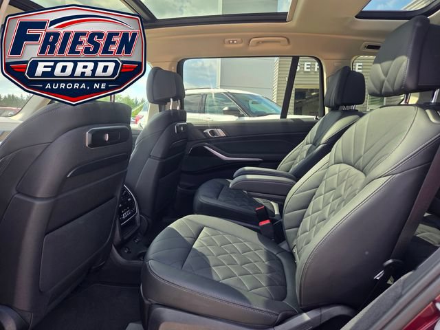 Used 2024 BMW X7 xDrive40i w/ Climate Comfort Package AWD/4WD image 22