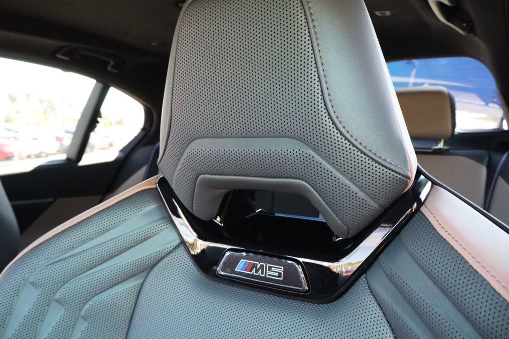 New 2026 BMW M5 AWD/4WD image 13