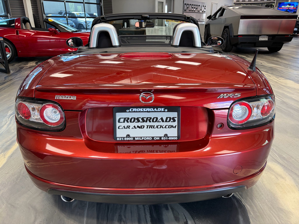 Used 2007 MAZDA MX-5 Miata Touring w/ Appearance Pkg RWD image 26