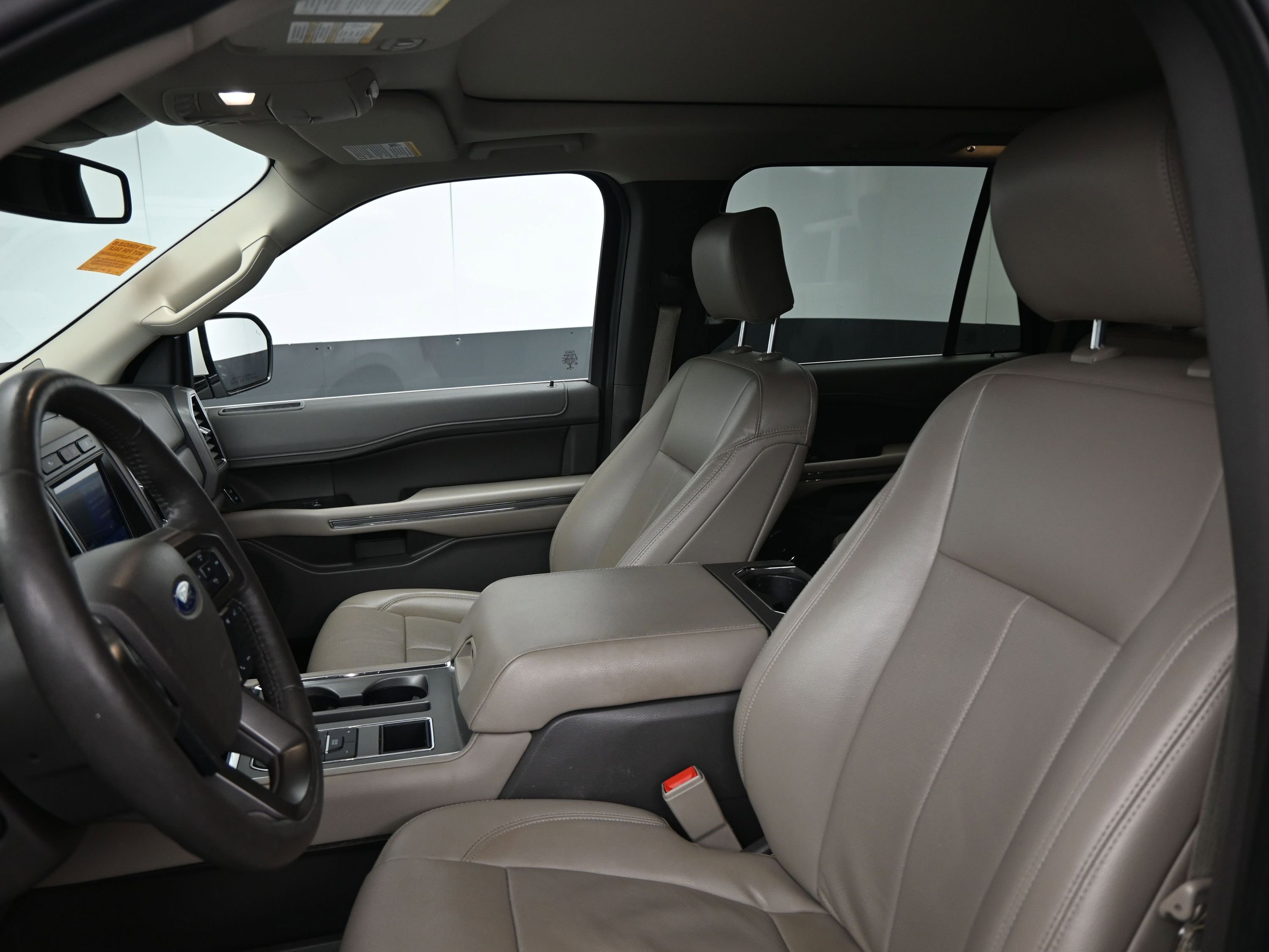 Used 2020 Ford Expedition XLT w/ Equipment Group 202A image 17