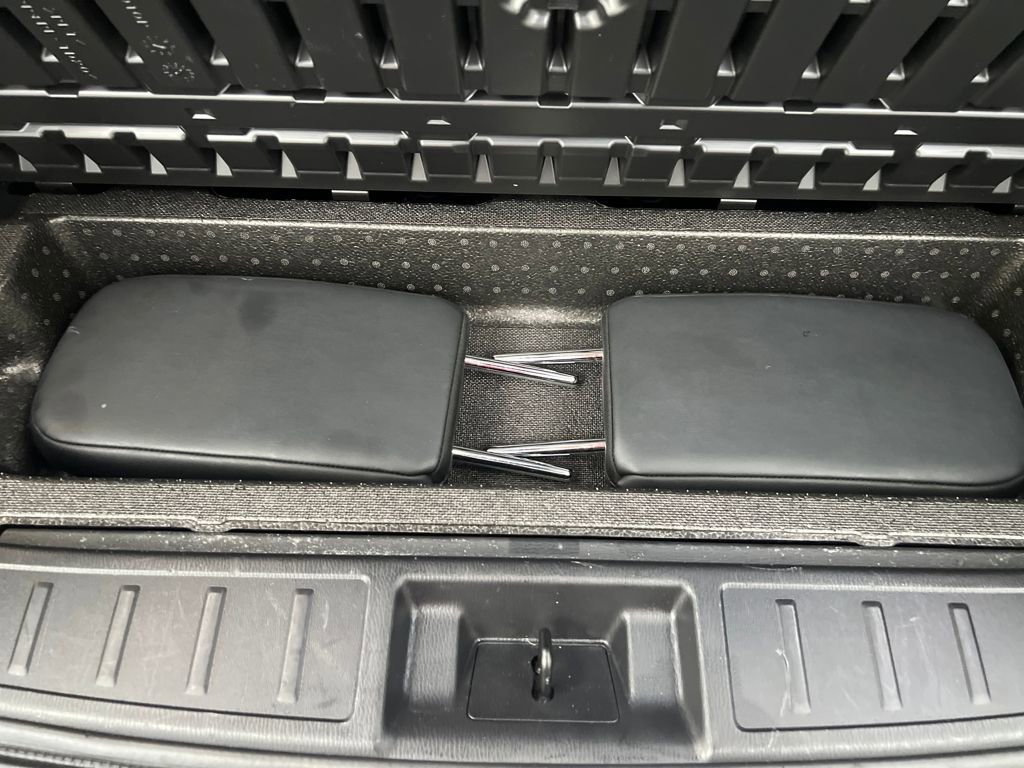 Used 2025 Mitsubishi Outlander SE image 36