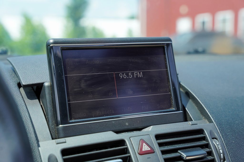 Used 2010 Mercedes-Benz C 63 AMG Sedan image 16