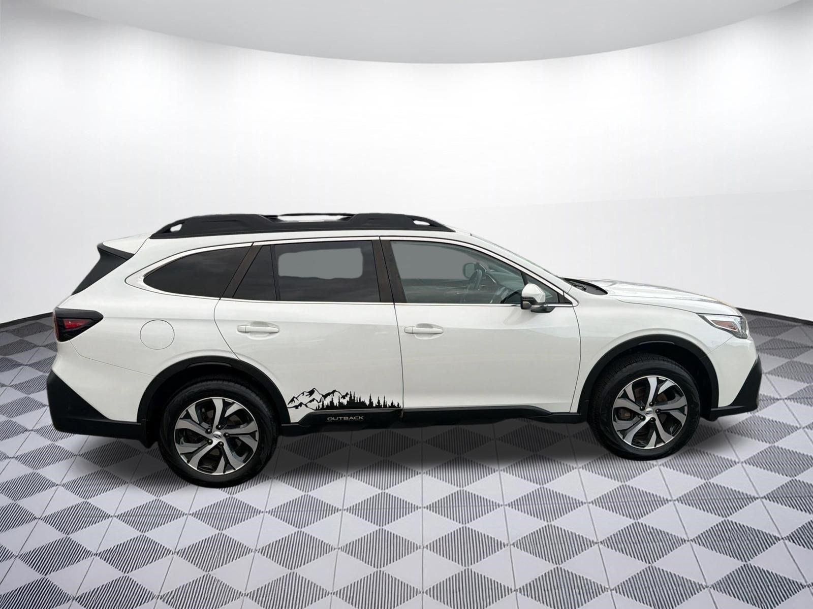 Used 2022 Subaru Outback Limited AWD/4WD image 8