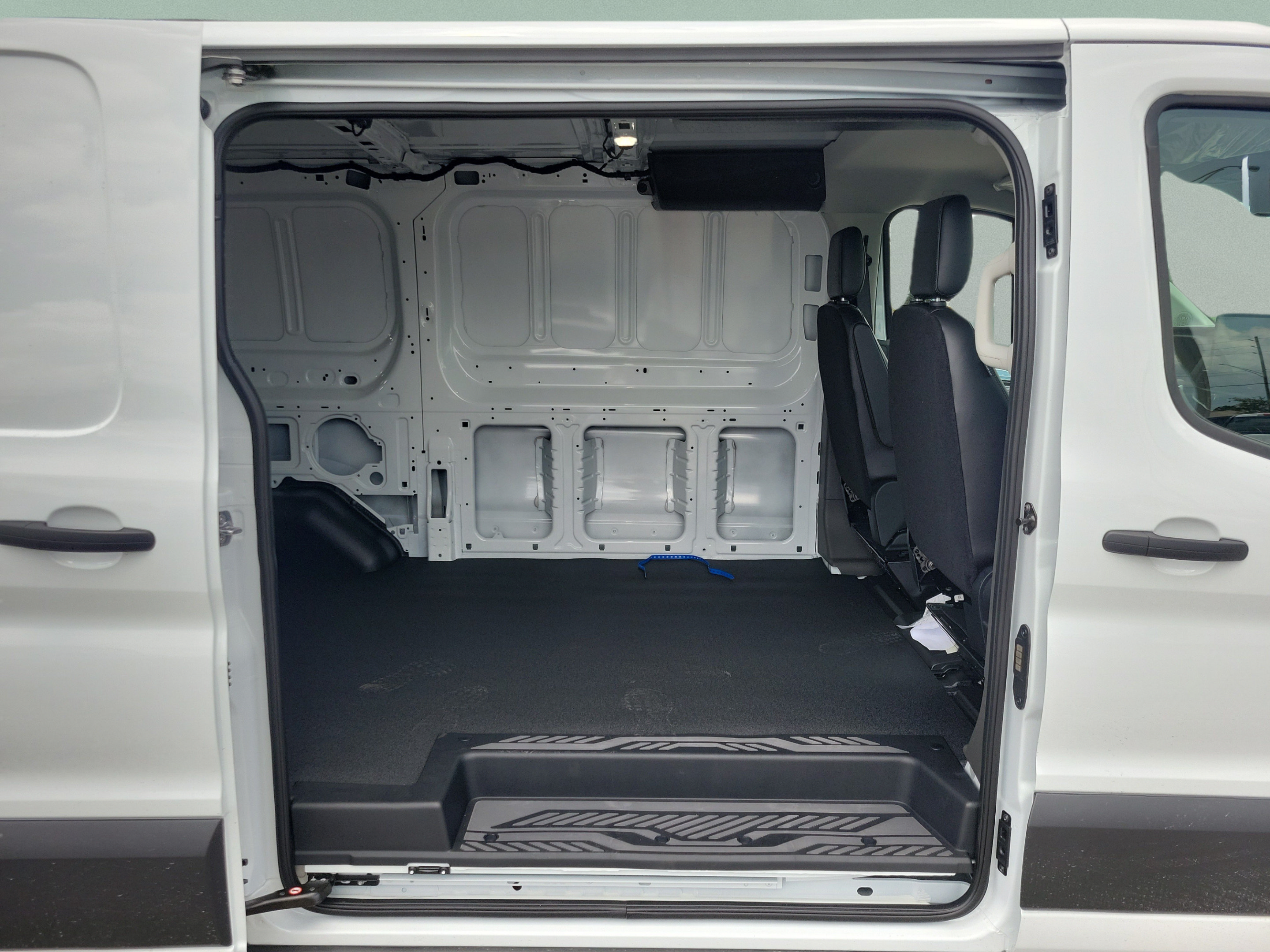 New 2026 Ford Transit 150 Low Roof RWD image 5