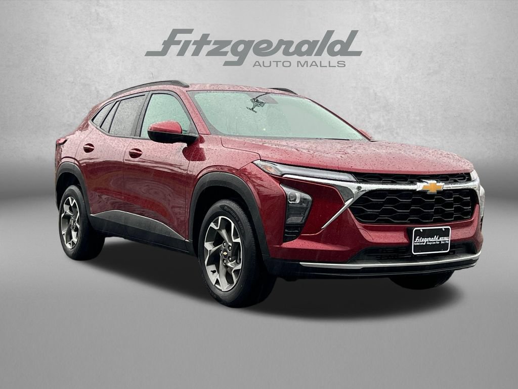 Used 2025 Chevrolet Trax LT