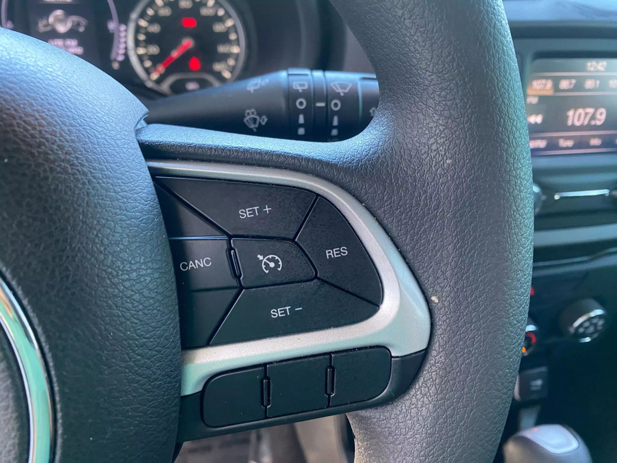 Used 2020 Jeep Renegade Sport image 12
