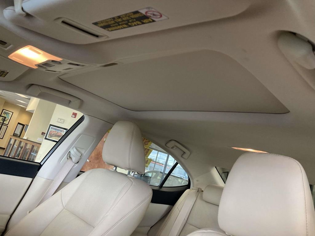 Used 2014 Lexus ES 350 350 w/ Luxury Package image 12