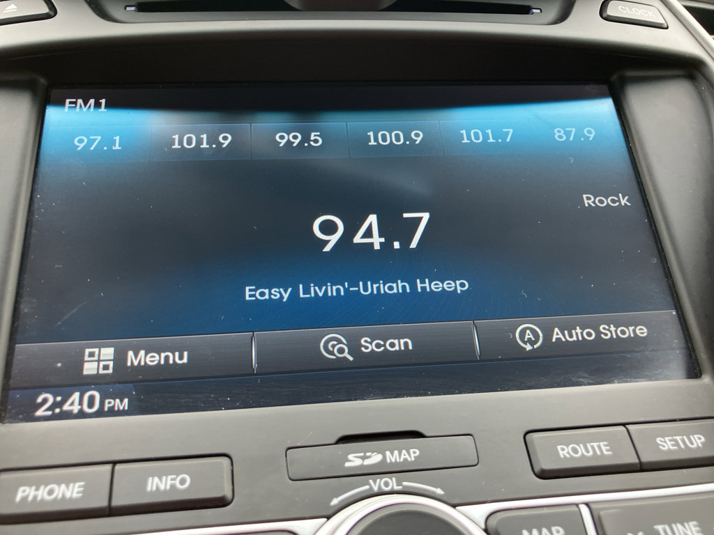 Used 2016 Hyundai Santa Fe Sport 2.0T w/ Option Group 05 AWD/4WD image 16
