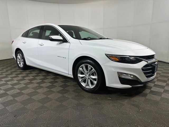 Used 2023 Chevrolet Malibu LT image 2
