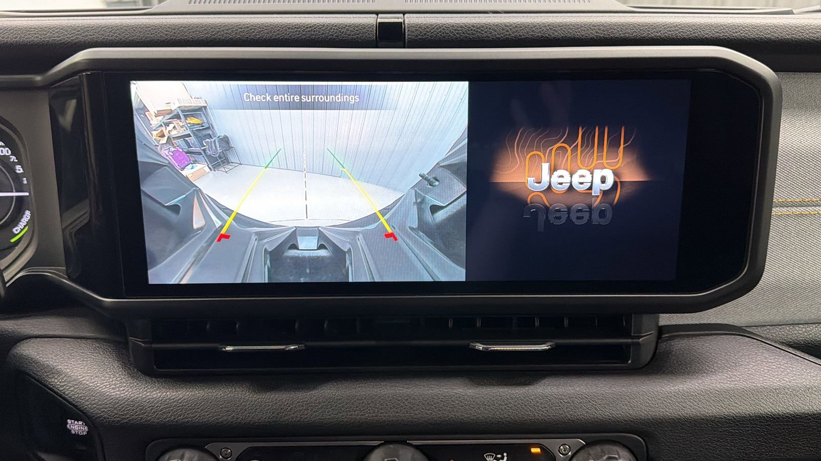 Used 2024 Jeep Wrangler Unlimited image 20