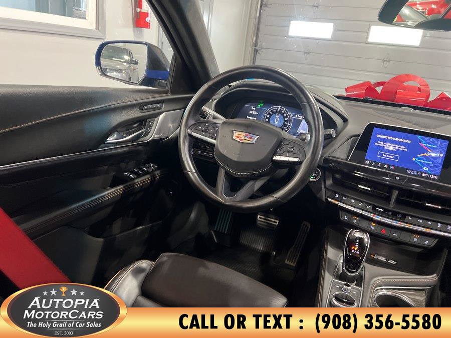 Used 2022 Cadillac CT4 V RWD image 26