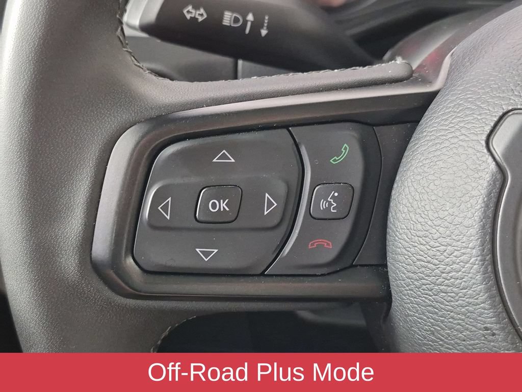 Used 2025 Jeep Wrangler Unlimited Sport AWD/4WD image 17