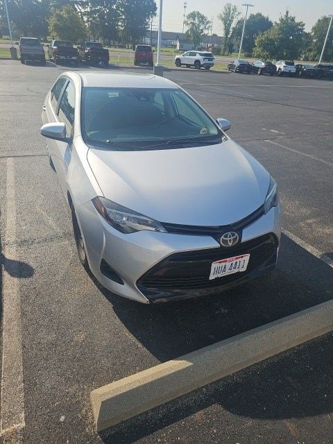 Used 2017 Toyota Corolla LE FWD image 15