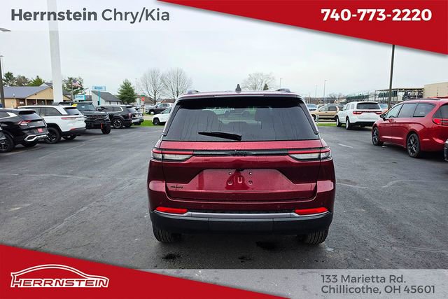 New 2026 Jeep Grand Cherokee Laredo image 30