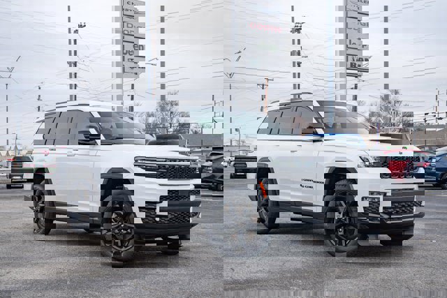 New 2025 Jeep Grand Cherokee L Limited w/ Luxury Tech Group II image 7