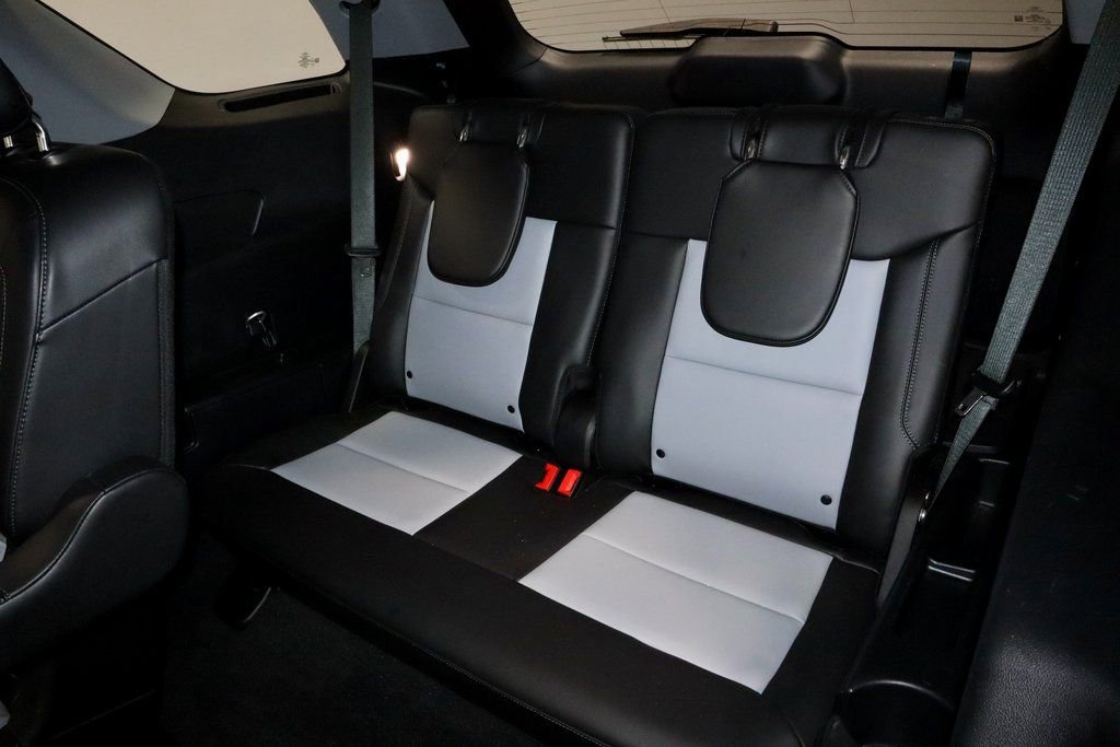 Certified 2023 Ford Explorer XLT w/ Equipment Group 202A image 25