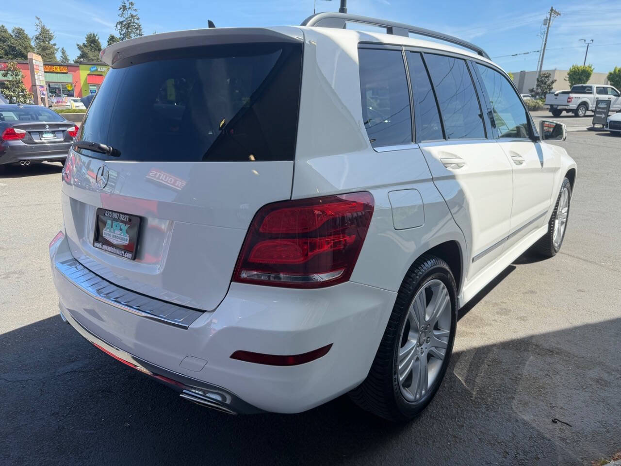 Used 2014 Mercedes-Benz GLK 350 2WD image 8