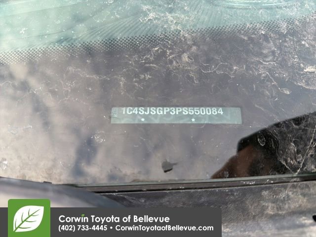 Used 2023 Jeep Grand Wagoneer L Series III w/ Rear Seat Video Group 1 image 31