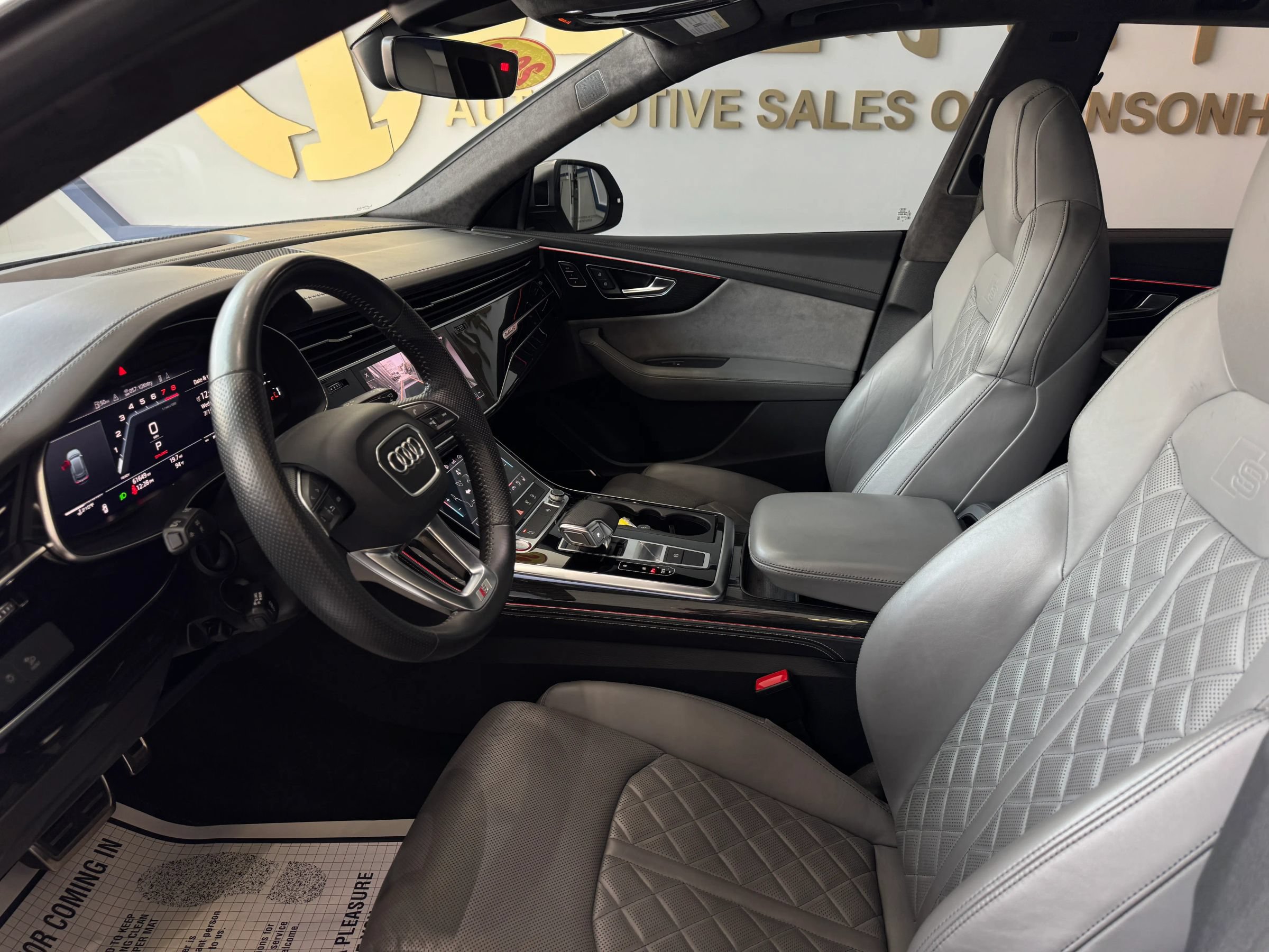 Used 2020 Audi SQ8 Premium Plus AWD/4WD image 23